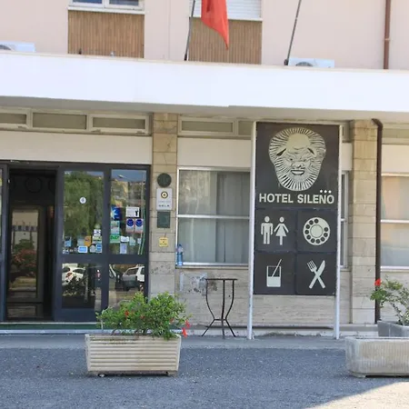 فندق Sileno