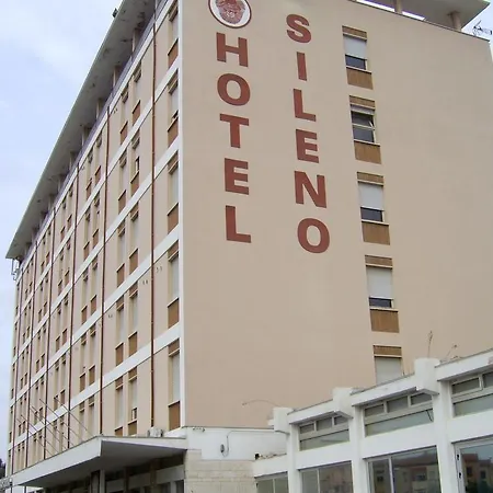 Sileno 3*