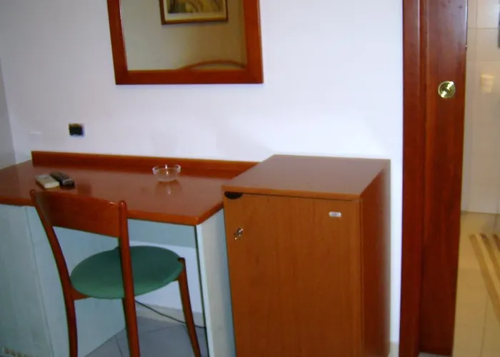 Otel Sileno 3*