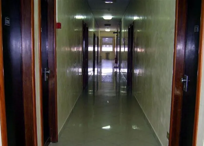 Sileno 酒店 杰拉